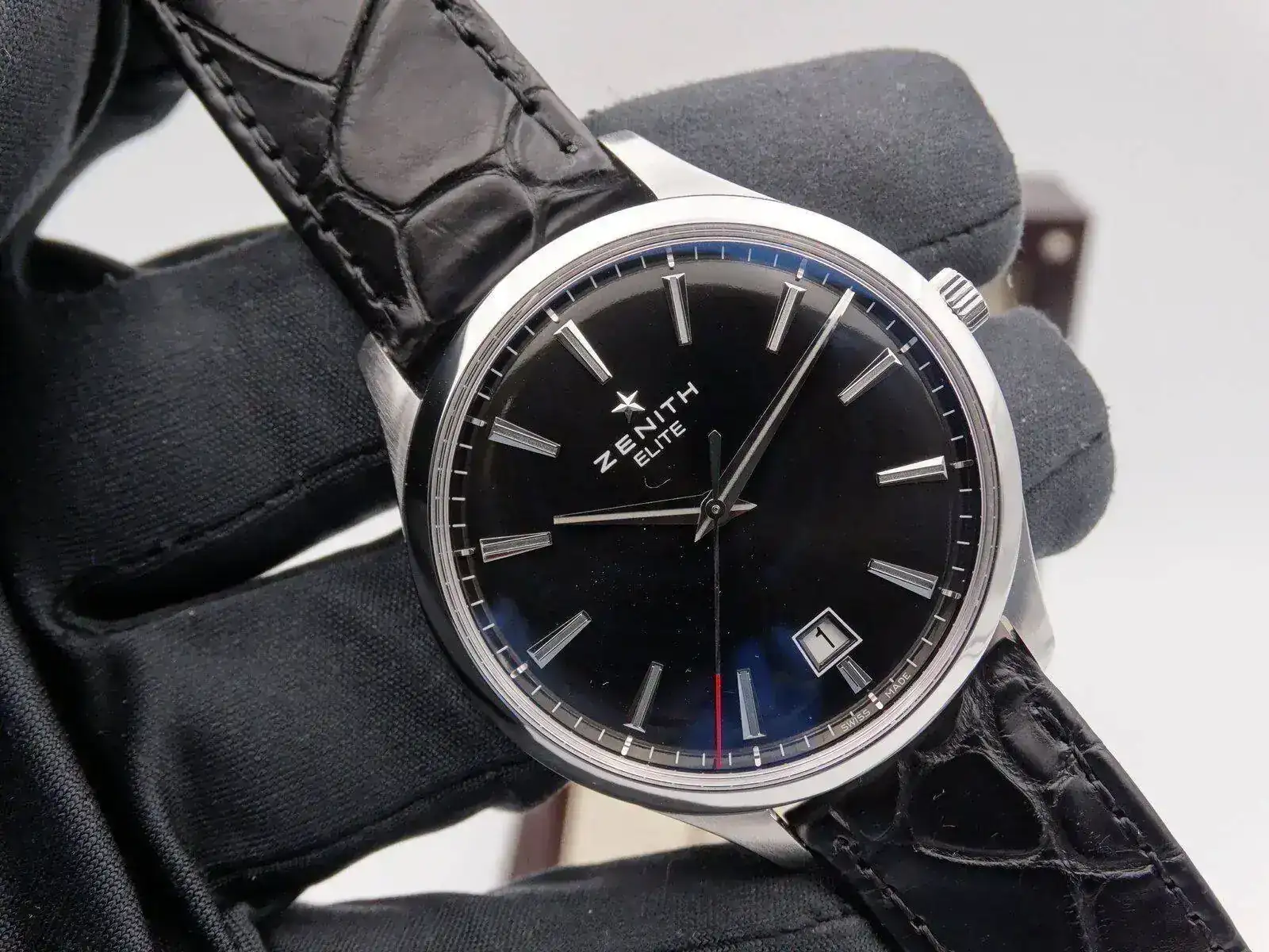 Zenith Captain Elite Central Seconds 9507.webp