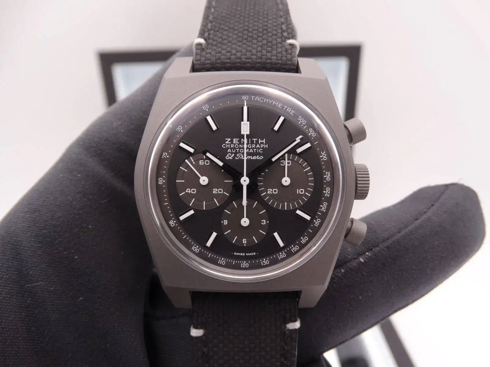 Zenith Chronomaster A384 Revival Phantom 03796.webp