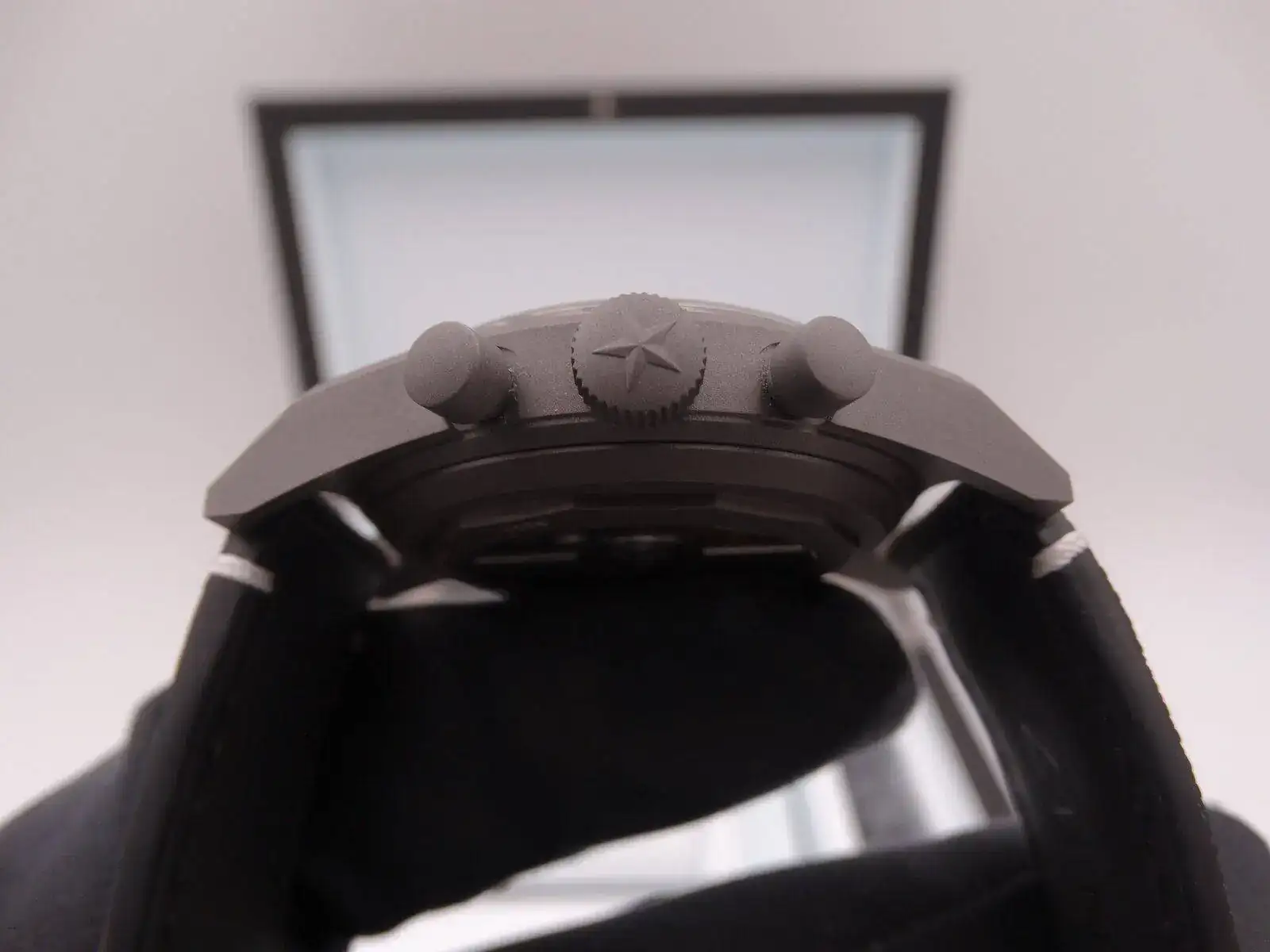 Zenith Chronomaster A384 Revival Phantom 03797.webp