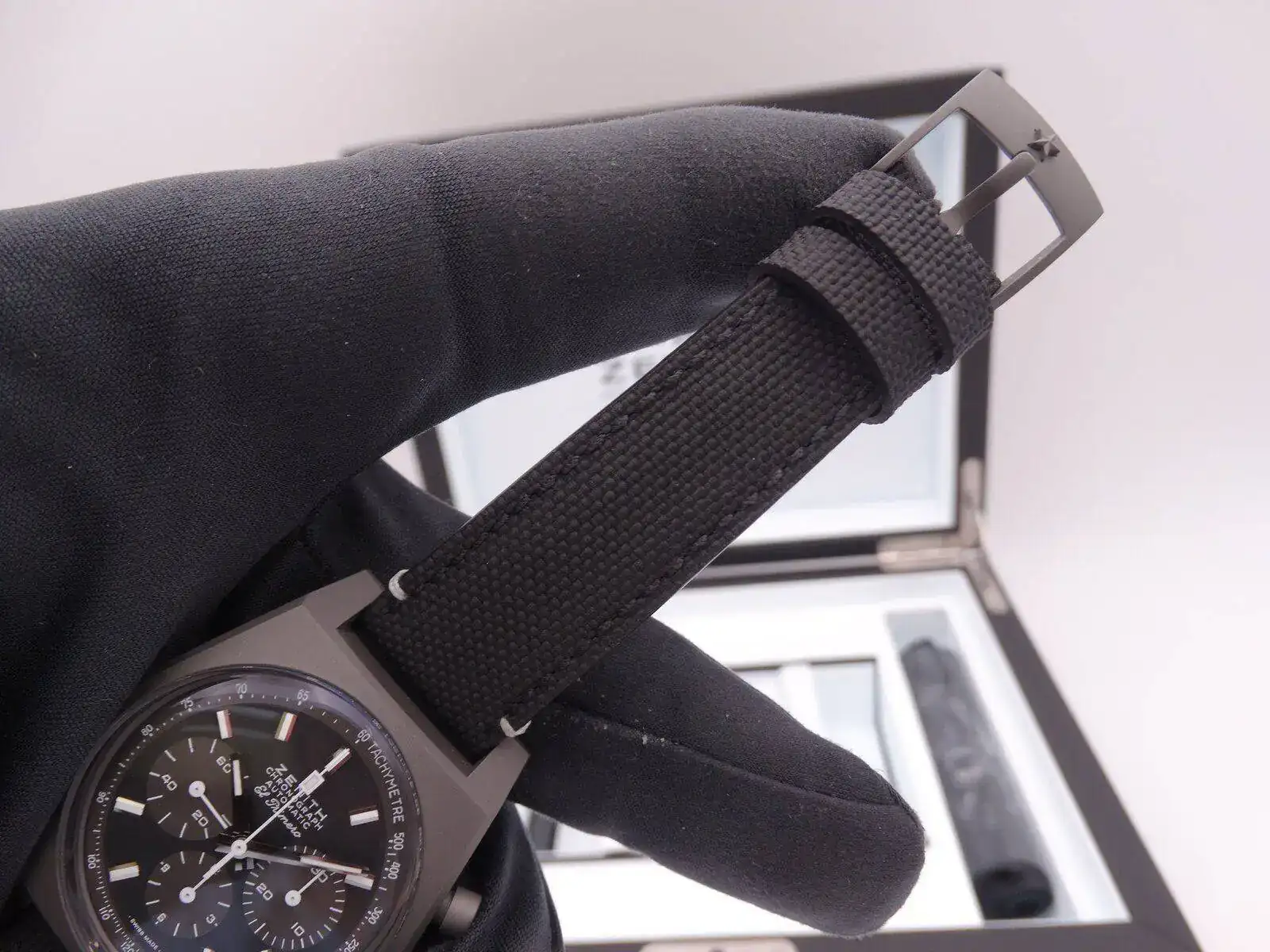 Zenith Chronomaster A384 Revival Phantom 03800.webp