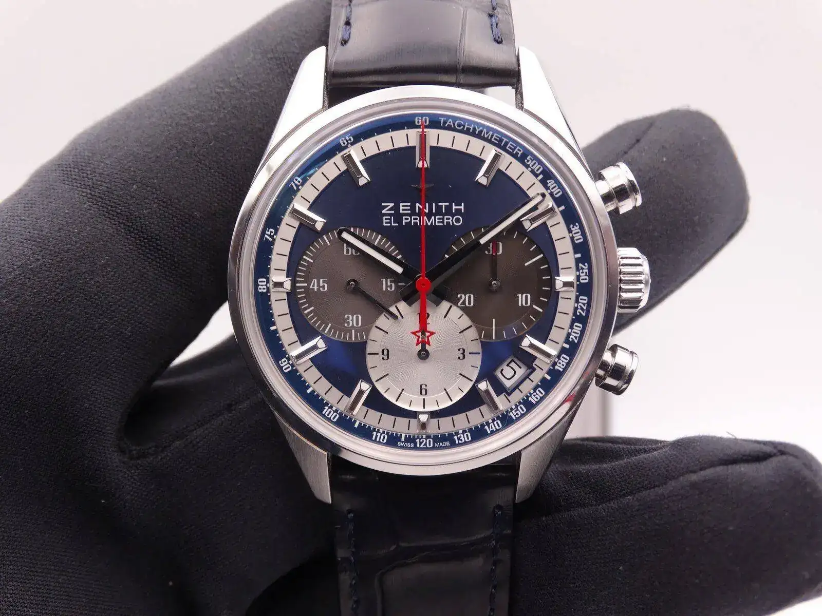 Zenith Chronomaster El Primero 05316.JPG