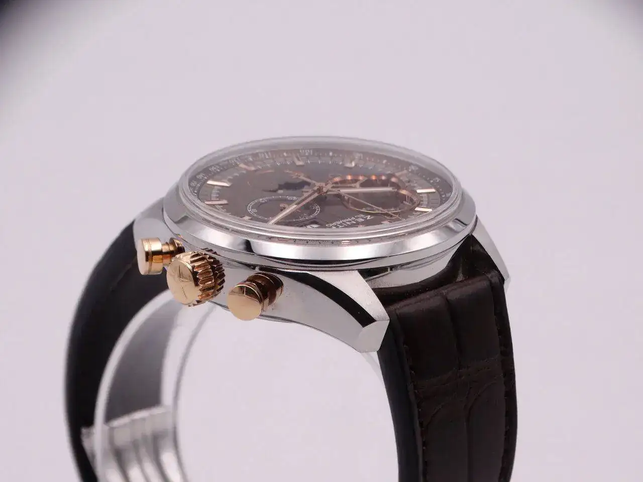 Zenith Chronomaster El Primero 07651.JPG