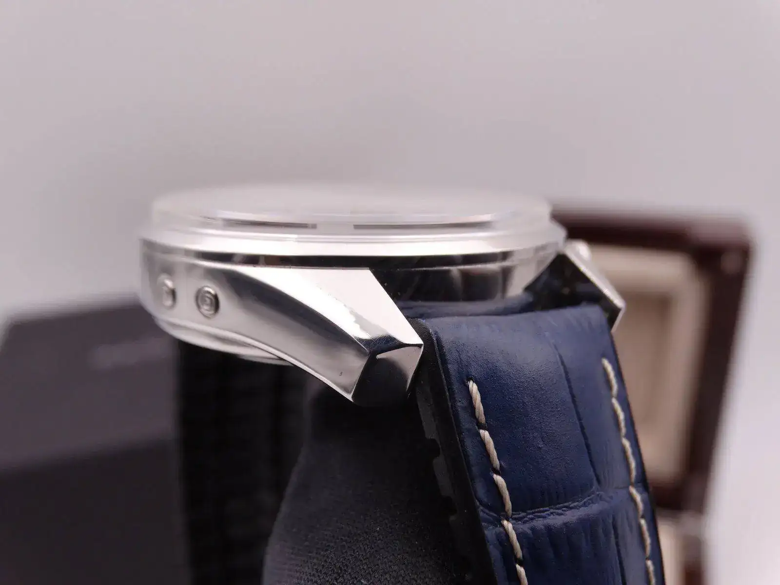 Zenith chronomaster El Primero Moonphase 00932.webp