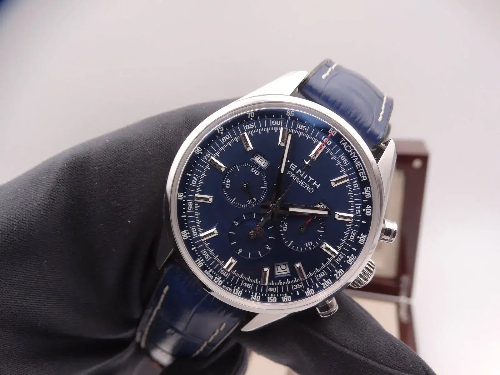 Zenith chronomaster El Primero Moonphase 00941.webp