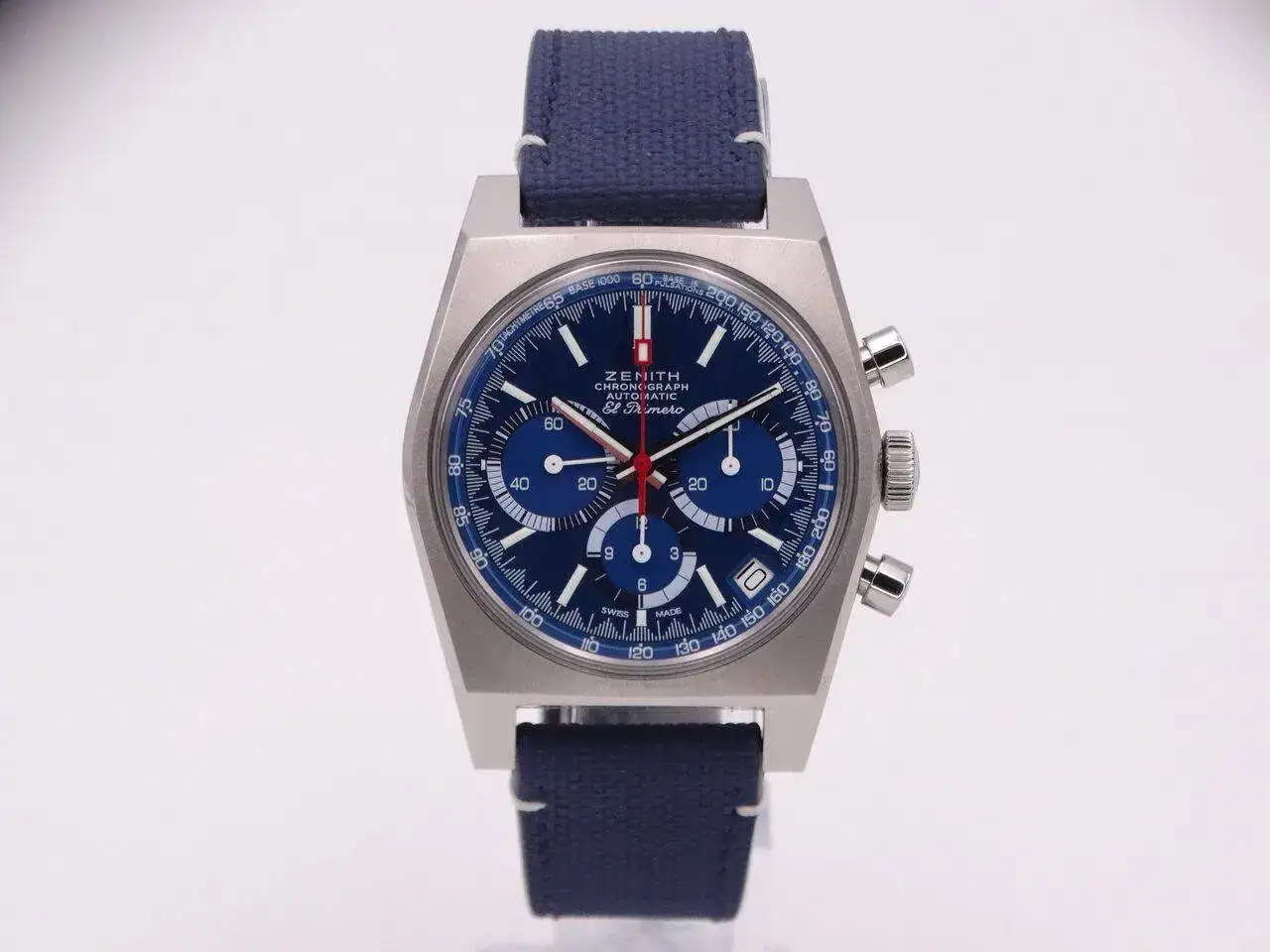 Zenith Chronomaster Revival Cover Girl Titanium 07664.webp