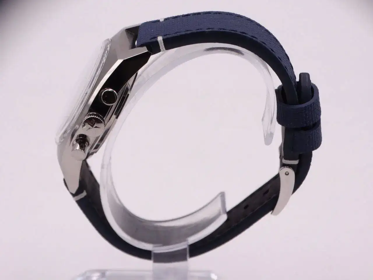 Zenith Chronomaster Revival Cover Girl Titanium 07666.webp