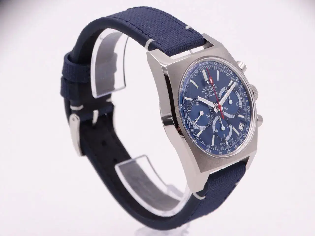 Zenith Chronomaster Revival Cover Girl Titanium 07669.webp