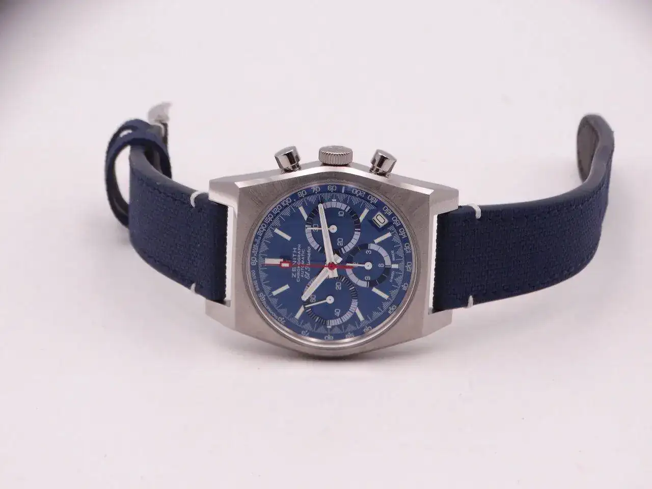 Zenith Chronomaster Revival Cover Girl Titanium 07683.webp