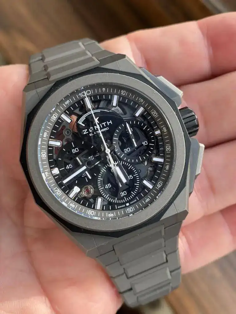 ZENITH DEFY EXTREME NEGRO 01.webp