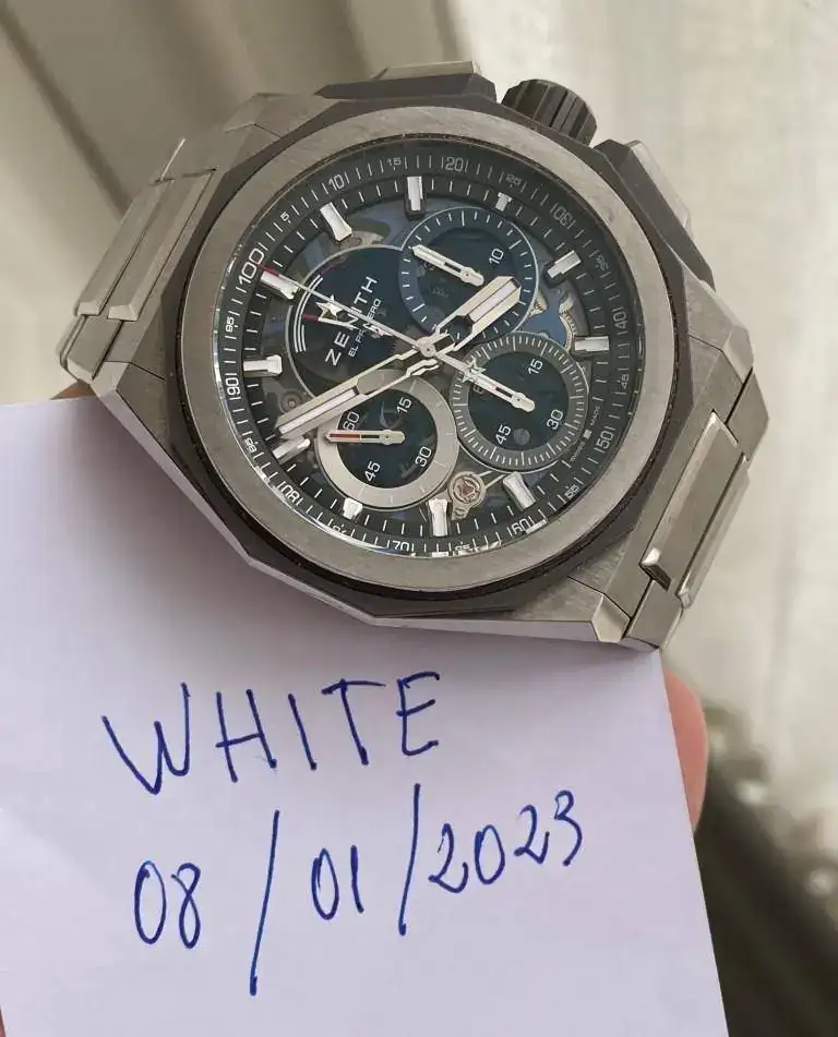 ZENITH DEFY EXTREME TITANIO 03.webp