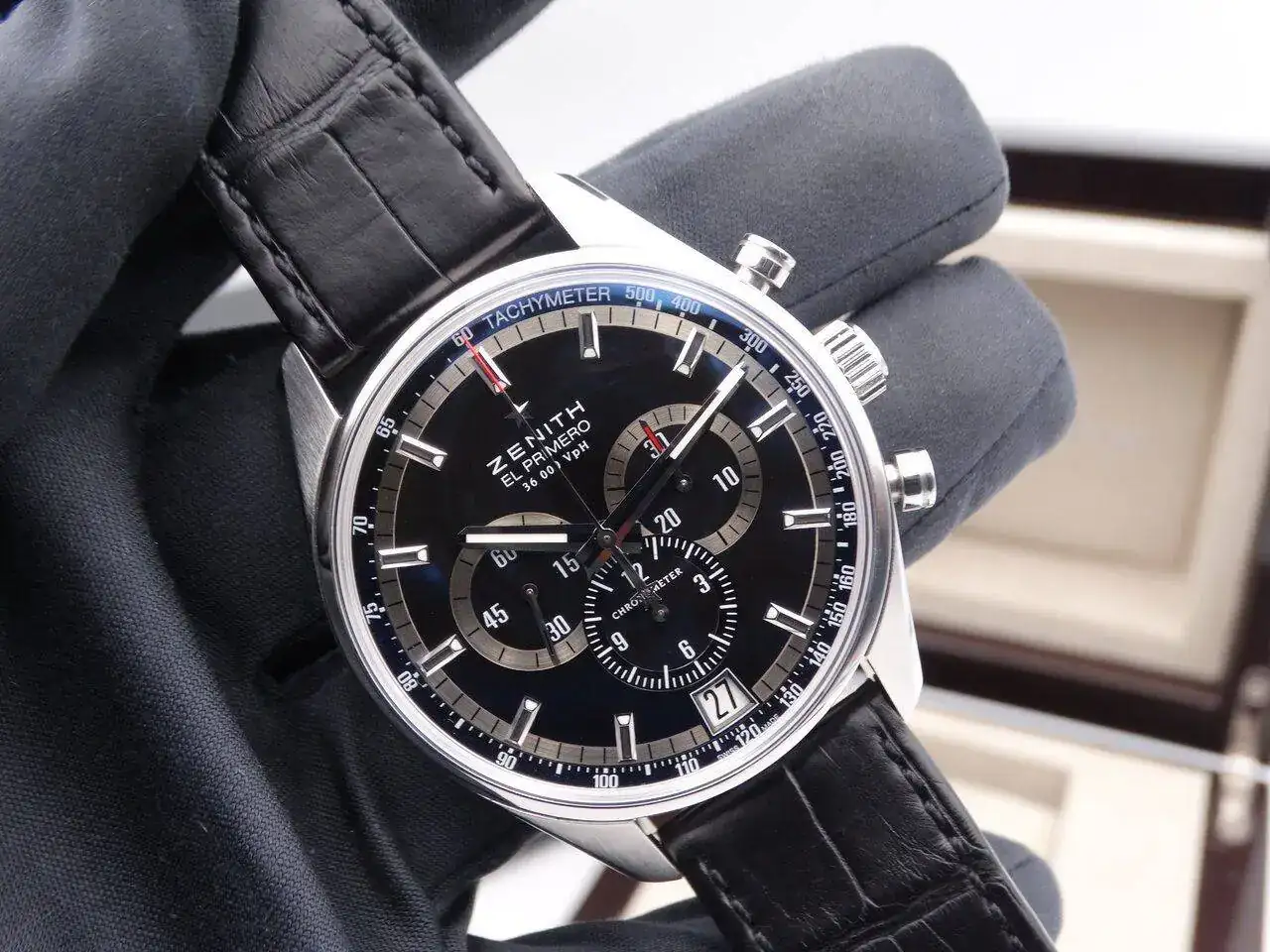 Zenith El Primero Chronograph 00878.JPG