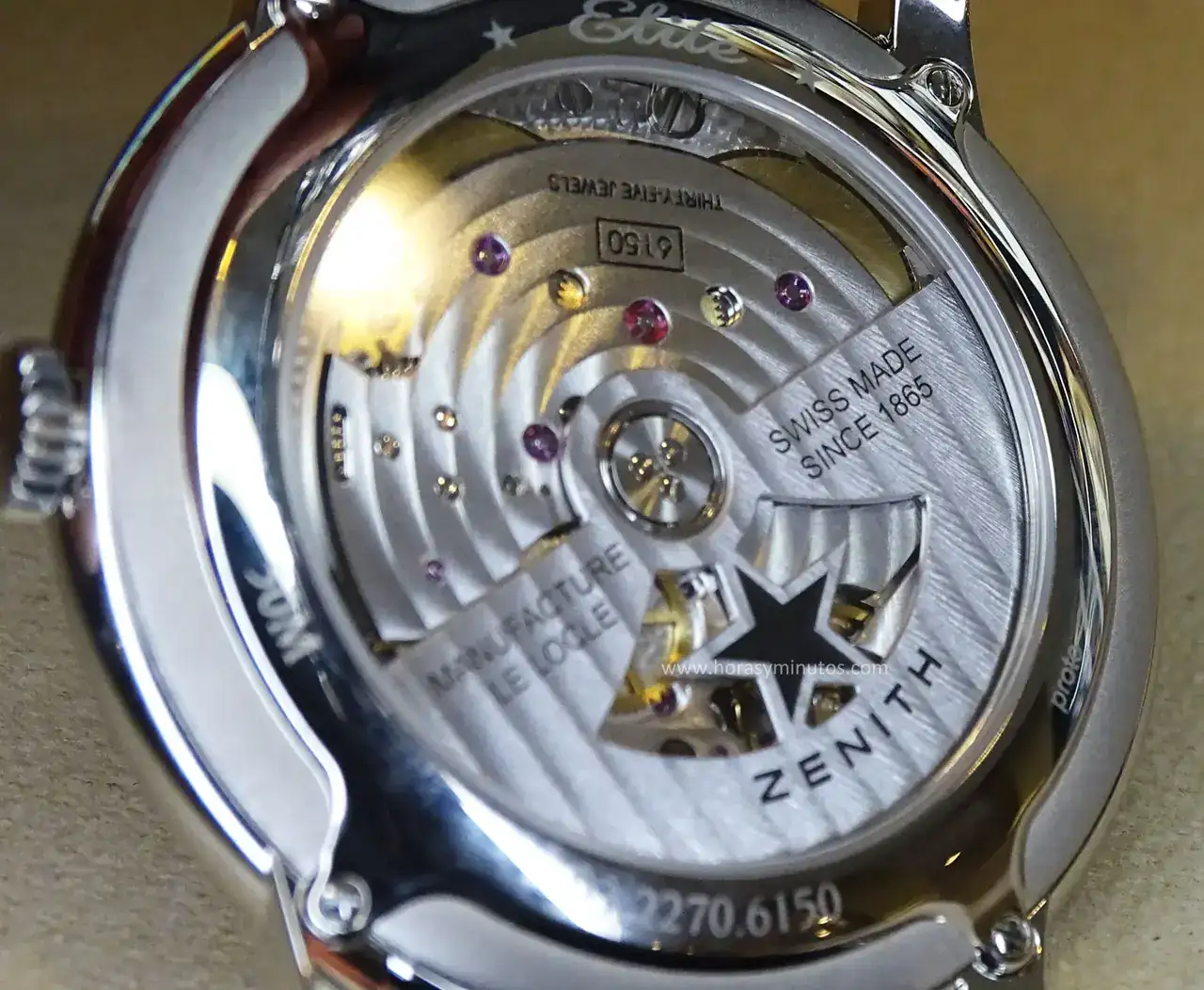 Zenith-Elite-6150-reverso-detalle.webp