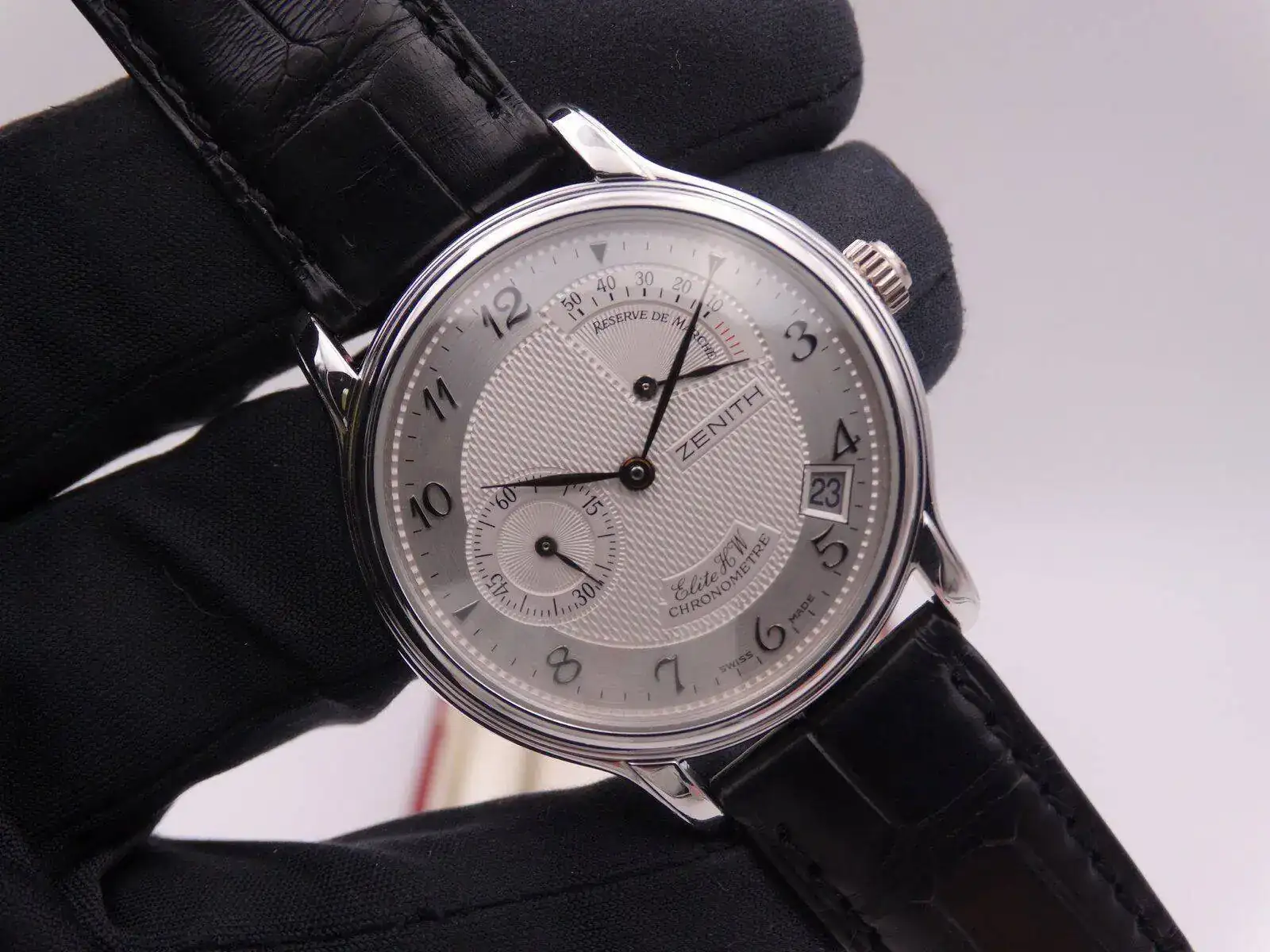 zenith elite hw power reserve platinum 03199.JPG