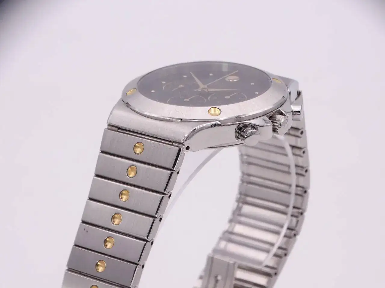 Zenith Pacific 00961.JPG