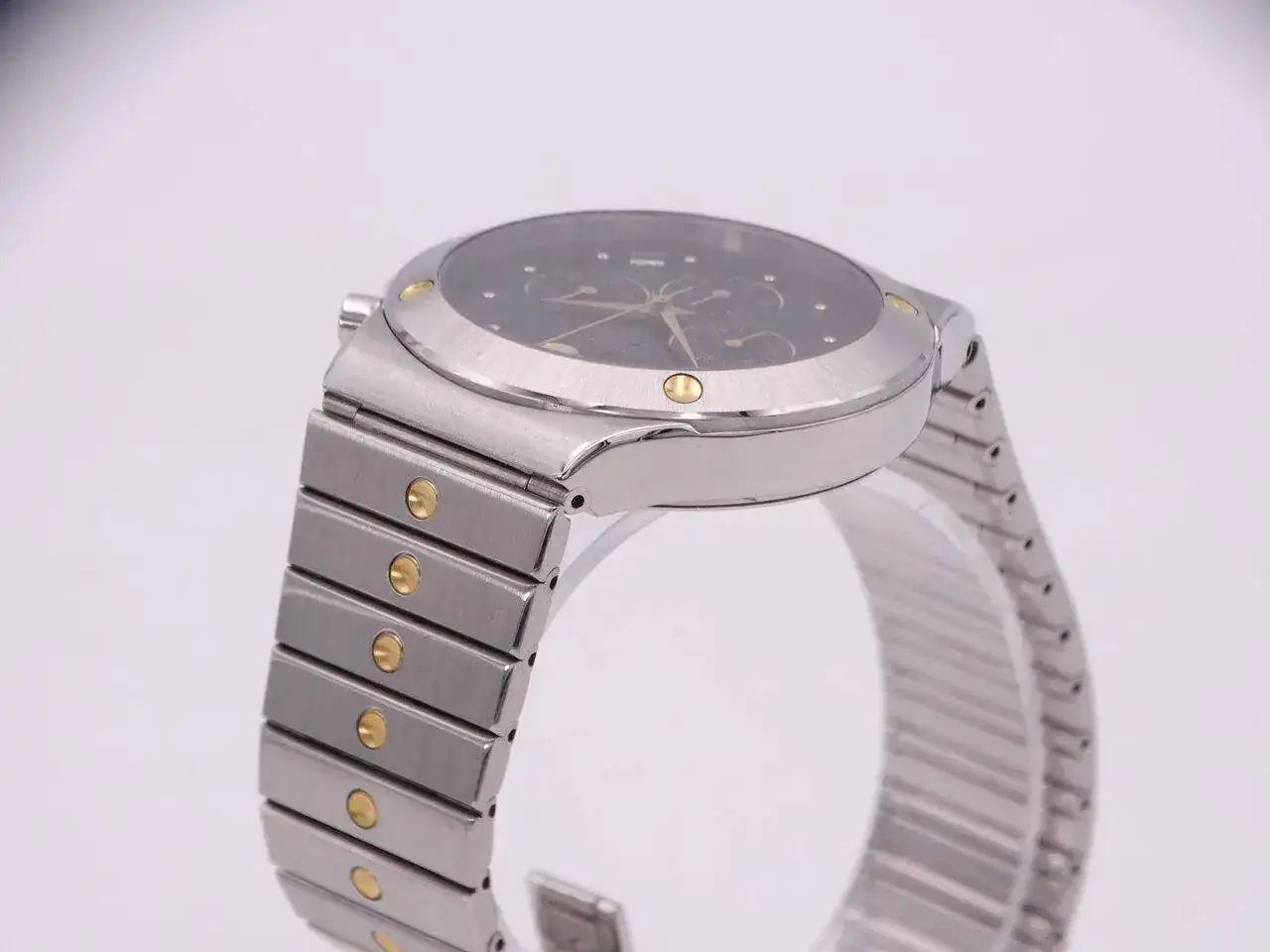 Zenith Pacific 00963.JPG