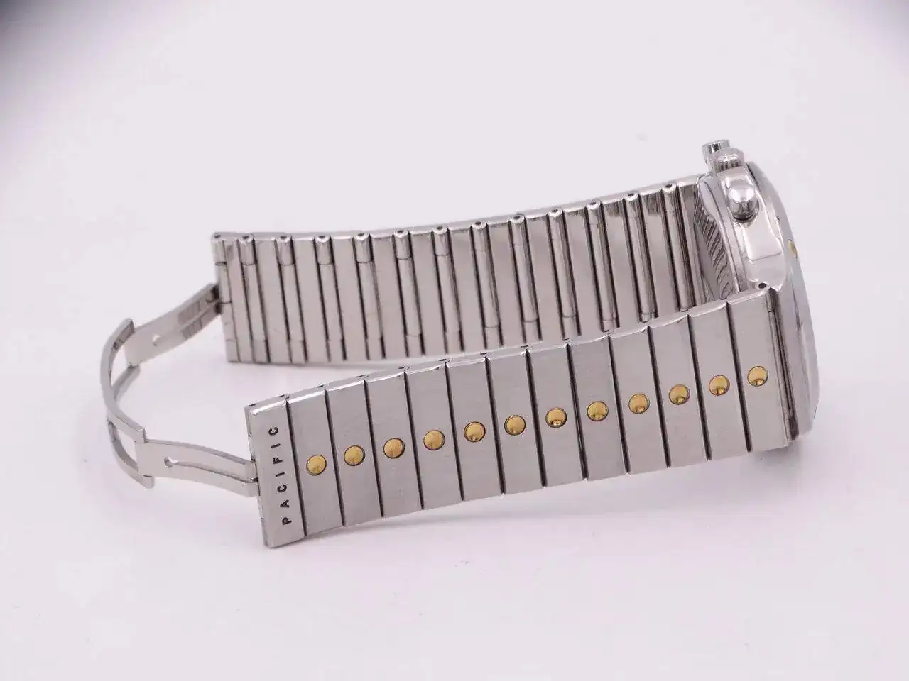 Zenith Pacific 00966.JPG