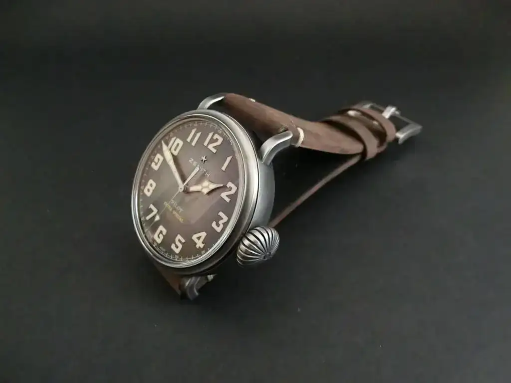 zenith-pilot-type-20-extra-especial-aged-steel-11.2430.679.21.c801op03.webp