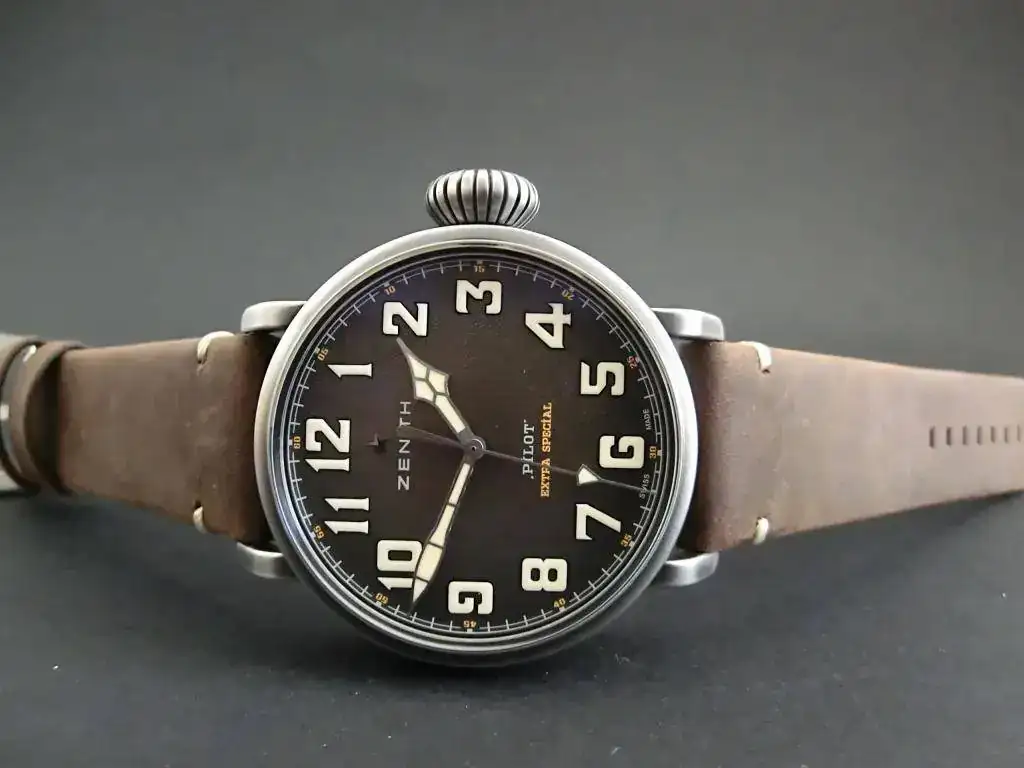 zenith-pilot-type-20-extra-especial-aged-steel-11.2430.679.21.c801op06.webp