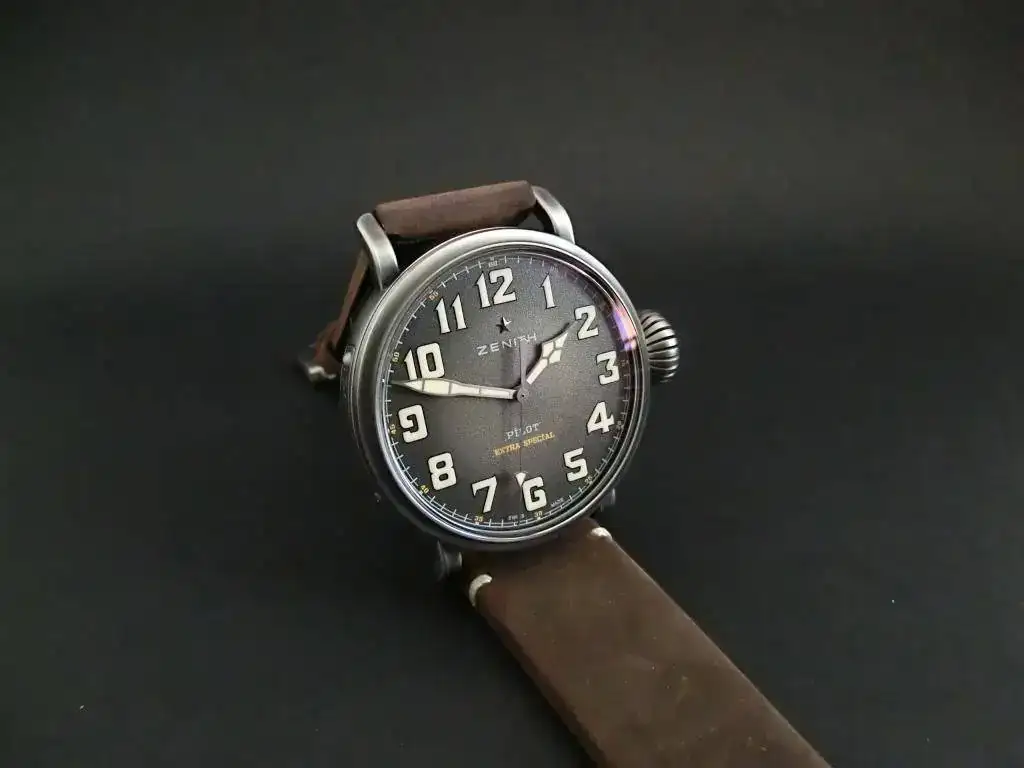 zenith-pilot-type-20-extra-especial-aged-steel-11.2430.679.21.c801op07.webp