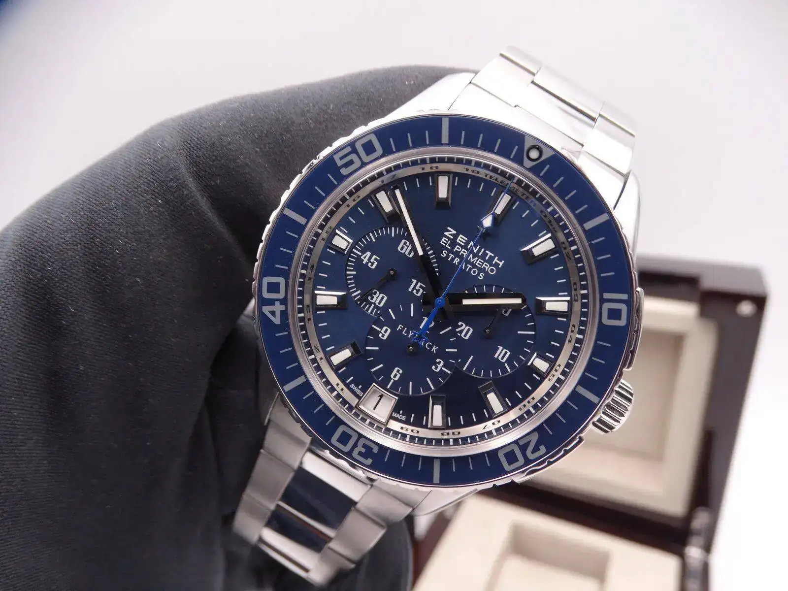 Zenith Stratos El Primero Blue 01337.webp