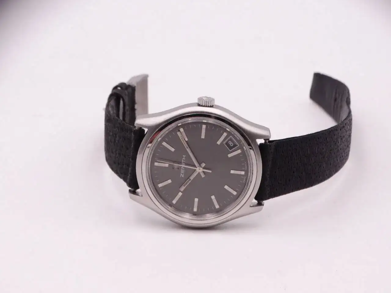 Zenith Surf 07225.webp