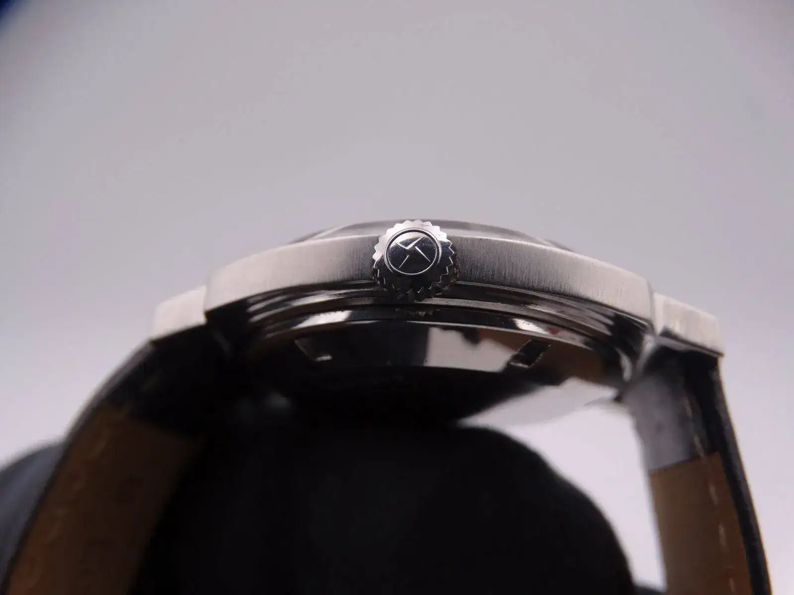 Zenith Vintage Automatic 09411.webp