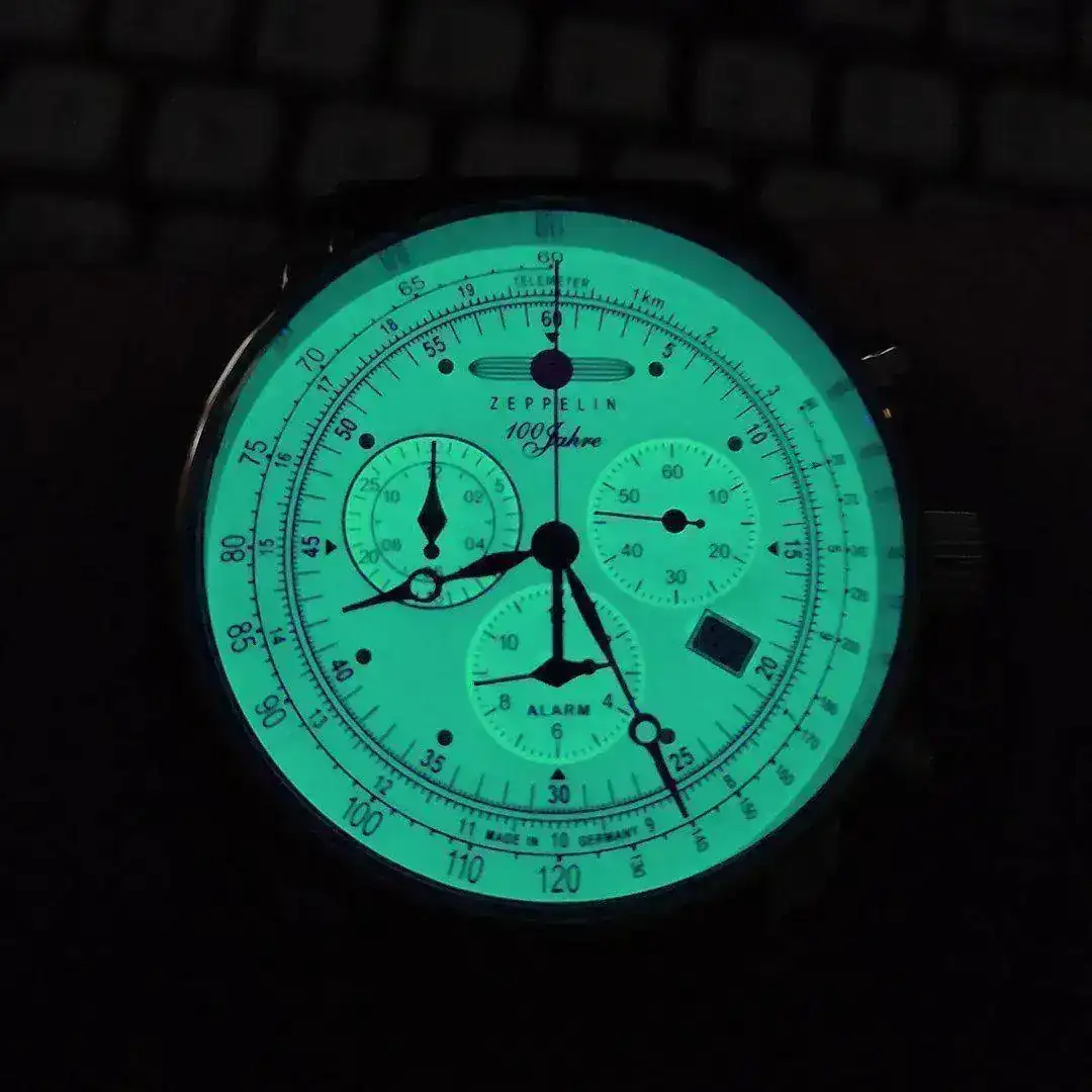 zeppelin_glow.webp