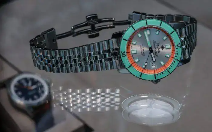 Zodiac-Super-Sea-Wolf-Compression-ZO9269-15-700x436.jpg