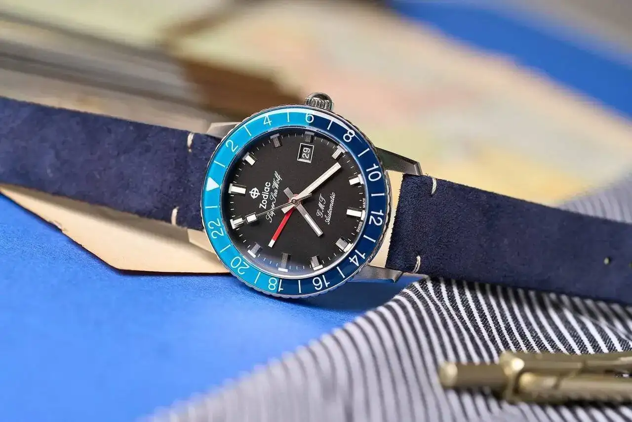ZODIAC_SSW_GMT_BLUEBERRY_16.webp