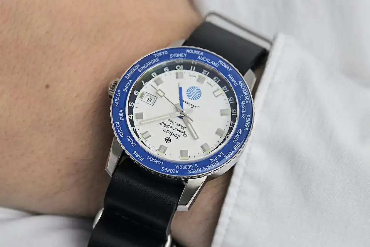 Zodiac_Super-Sea-Wolf-GMT-PanAm_Wrist_022-Clipped_SQ_AS.jpg