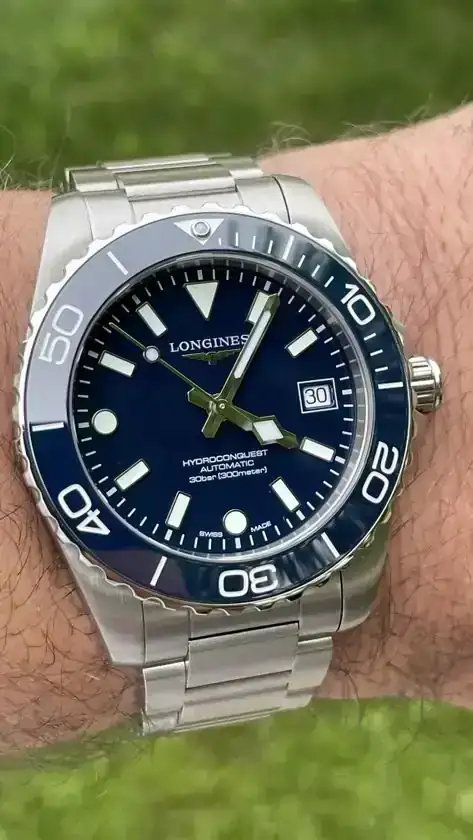 Review of the 39mm Longines Hydroconquest (Blue) | WatchCrunch