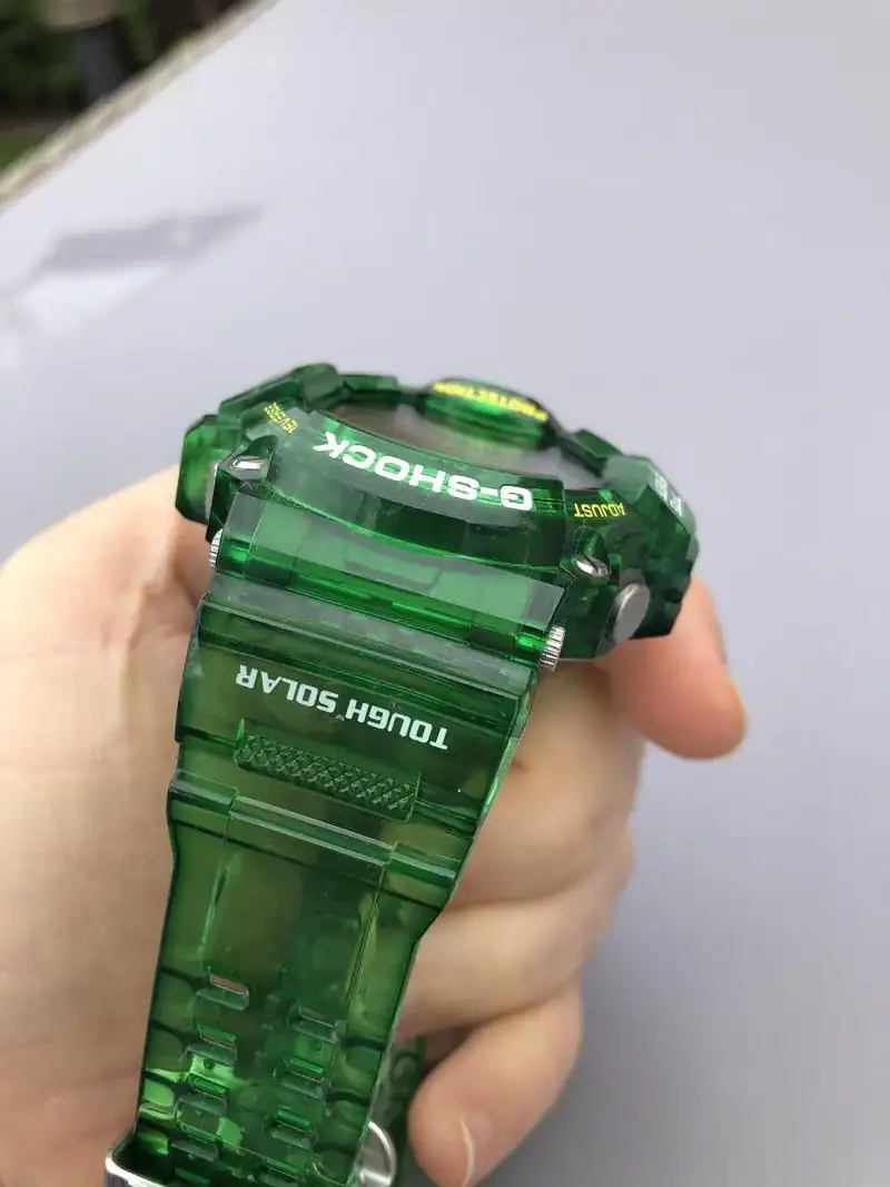 zUVNt99.webp
