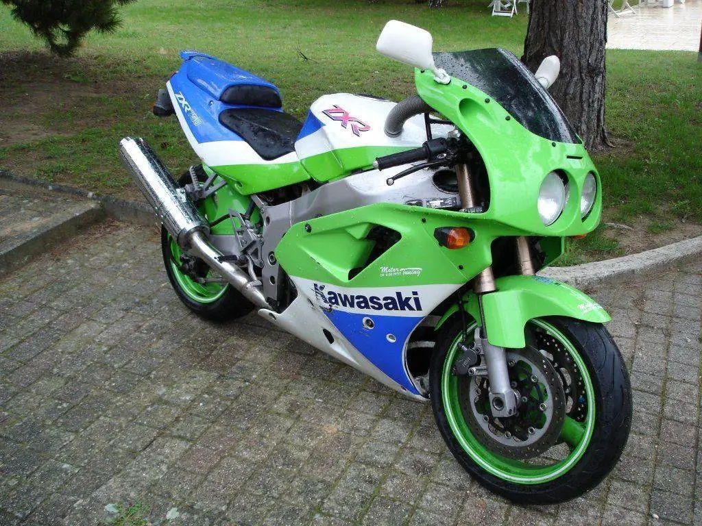 ZXR75092_02.webp