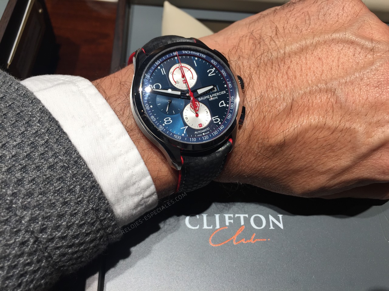 baumemercier-clifton-cobra.JPG