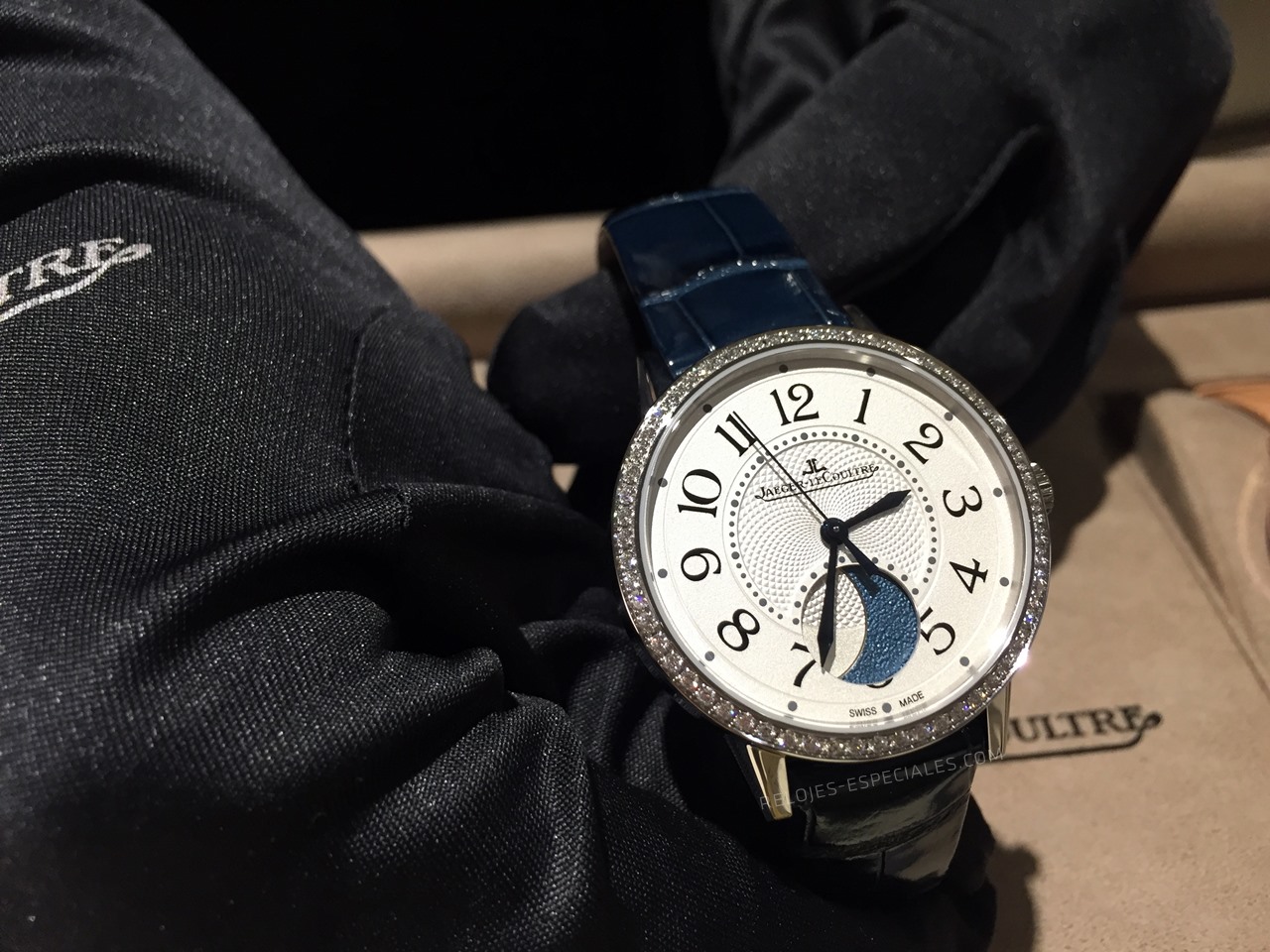 jaeger-lecoultre-rendezvous-moon.JPG